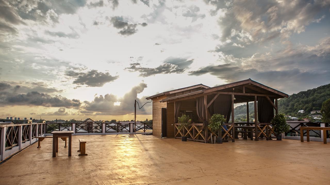 Viktoria Hotel Πιτσούντα Εξωτερικό φωτογραφία